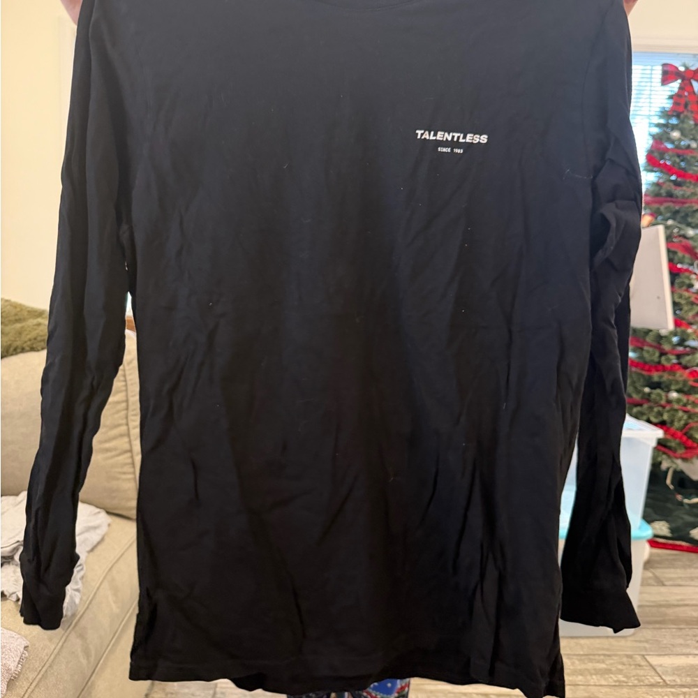 TALENTLESS Classic Black Long Sleeve Tee